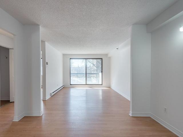 Apartment for rent in St. Leonard's, Quebec