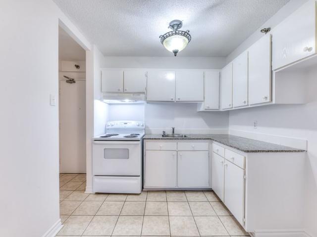 Apartment for rent in St. Leonard's, Quebec