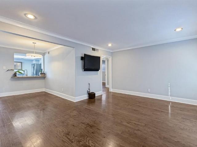 Condo for sale in Dallas, Dallas County