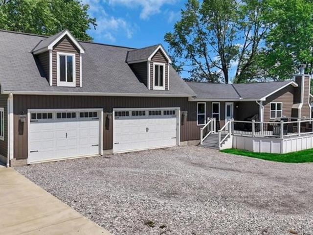 House for sale in Croton, Ohio
