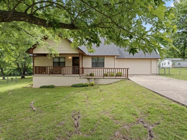 House for sale in Grove, Oklahoma