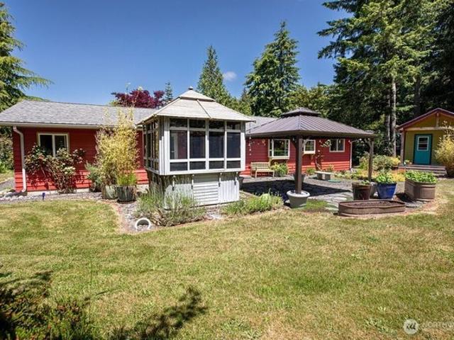 House for sale in Forks, Washington
