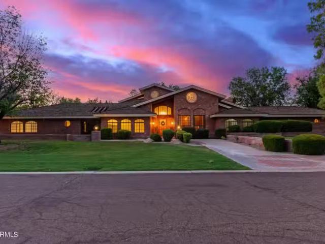 House for sale in Tempe House for sale in Tempe