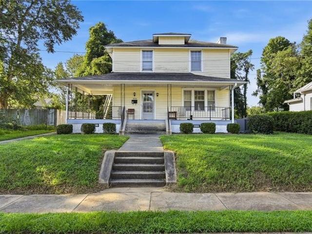 House for sale in Pfafftown, North Carolina