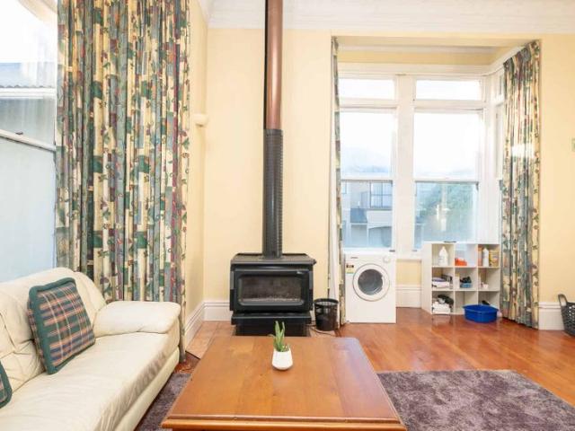 House for rent in Otakou