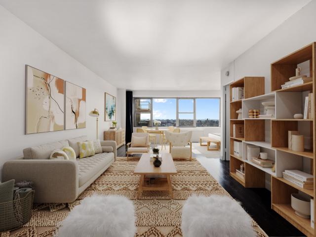 Property for sale in The Bronx, Arverne