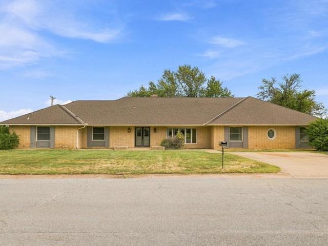 House for sale in Cherokee, Alfalfa County
