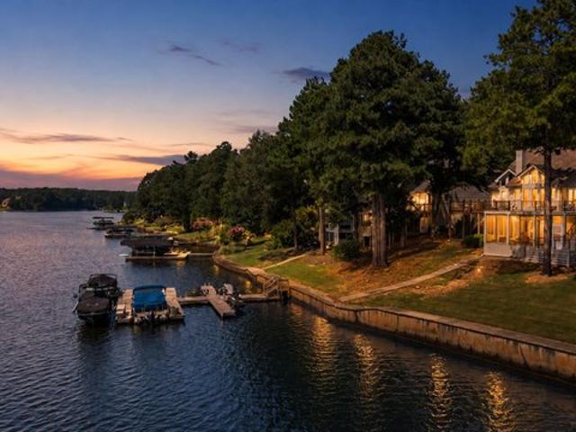 Townhouse for sale in Greensboro, Georgia