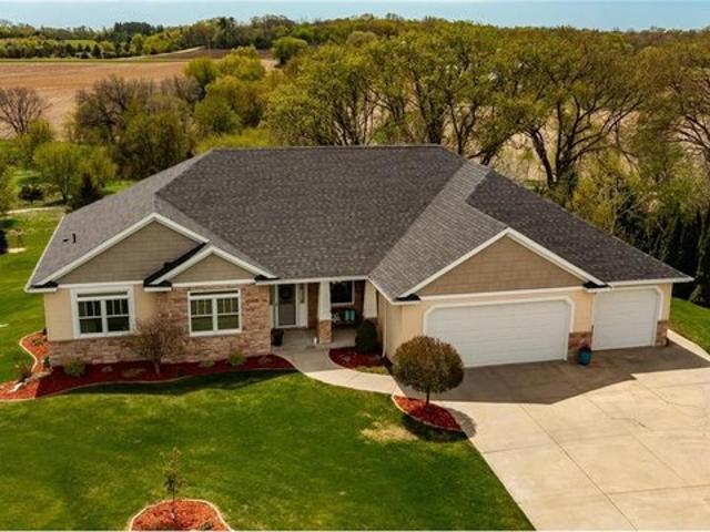 House for sale in Oronoco, Minnesota