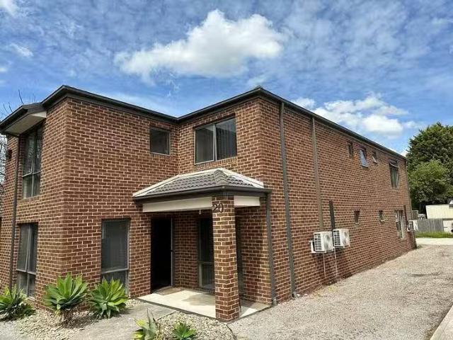 House for rent in Clayton, Melbourne