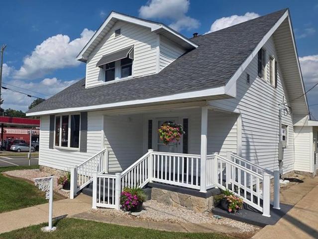 House for sale in Bicknell, Indiana