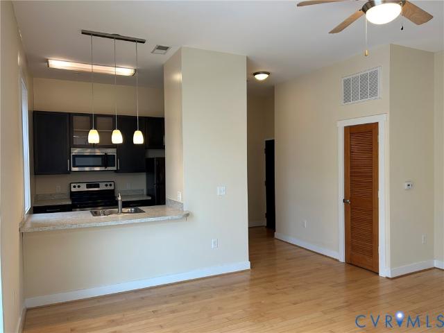 Condo for sale in Virginia