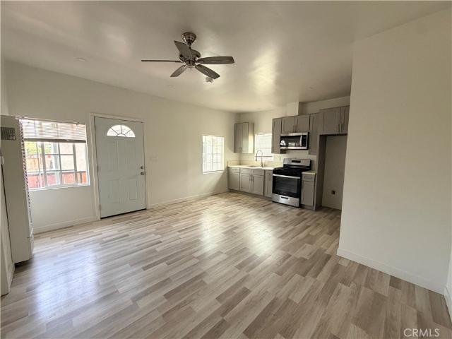 Property for rent in Canoga Park, California