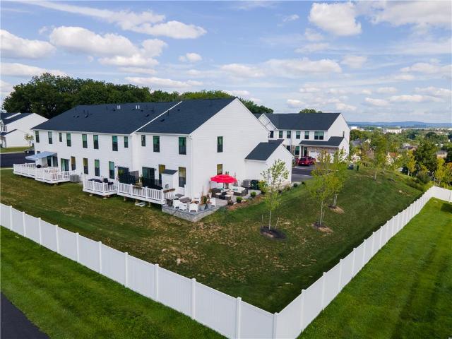 Townhouse for sale in Lehigh, Pennsylvania