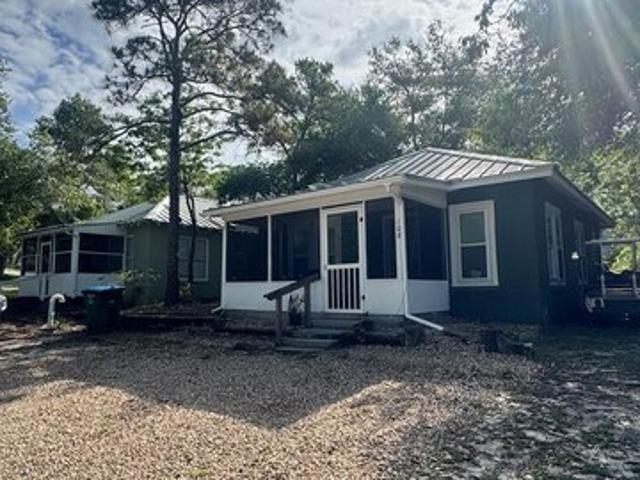 House for sale in Carrabelle, Florida