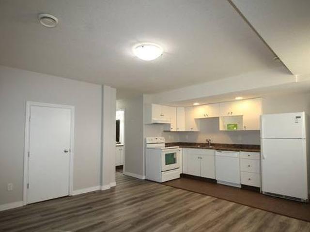 House for rent in Wedgewood, Alberta