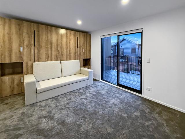 Apartment for rent in Heathcote, Canterbury
