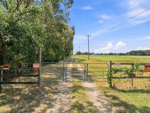 House for sale in IXL, Castle
