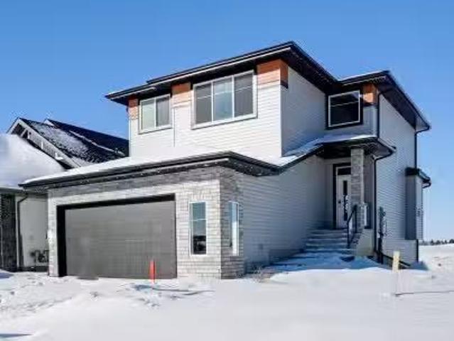 House for sale in Morinville, Alberta