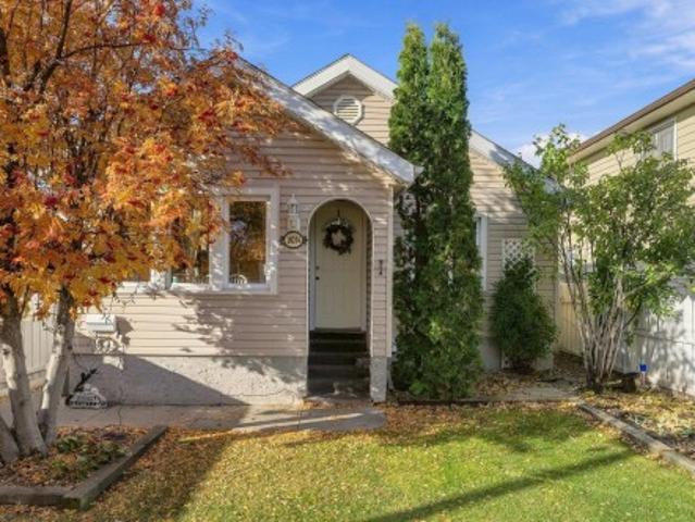 House for sale in River Valley Capitol Hill, Edmonton