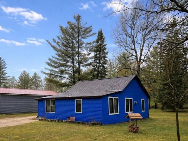 House for sale in Saint Helen, Michigan