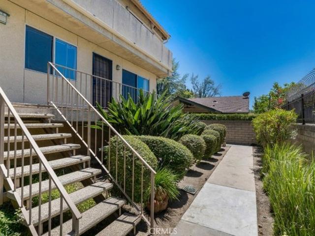 Townhouse for sale in Chatsworth Neighborhood Council District, Canoga Park