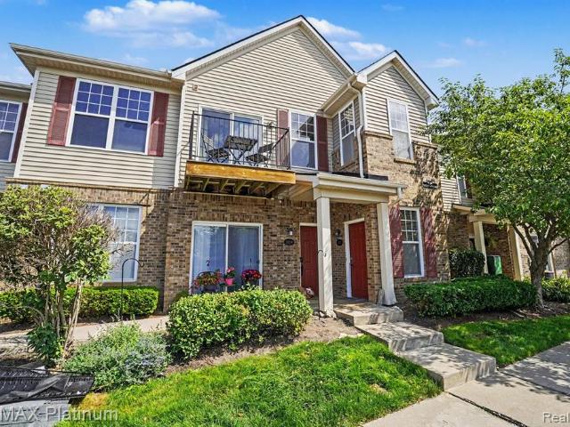 Condo for sale in Hartland, Michigan