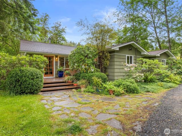 House for sale in Bainbridge Island, Washington