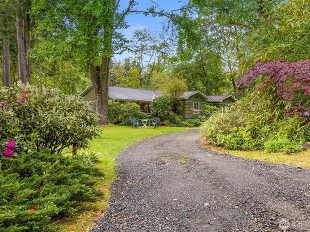 House for sale in Bainbridge Island, Washington