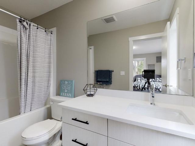 Apartment for rent in Wedgewood, Alberta