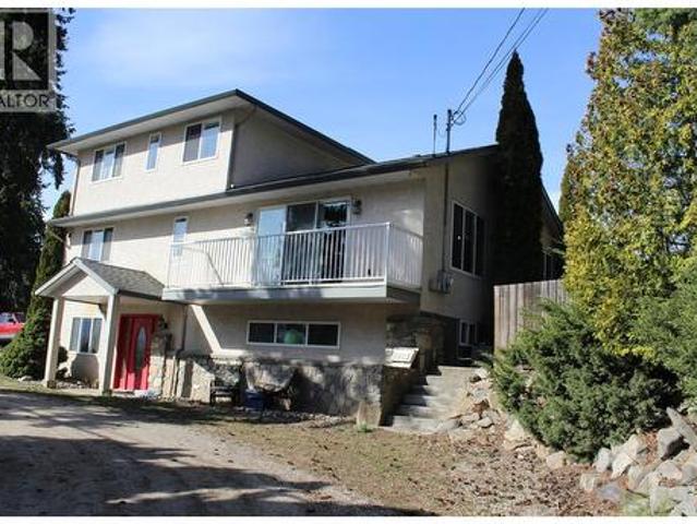 House for sale in Salmon Arm, British Columbia