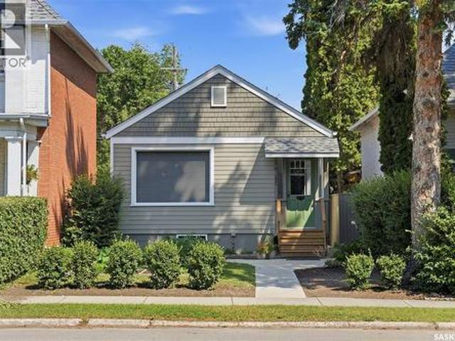 House for sale in Saskatoon, Saskatchewan