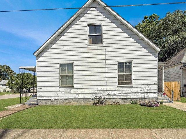 House for sale in Evansville, Indiana