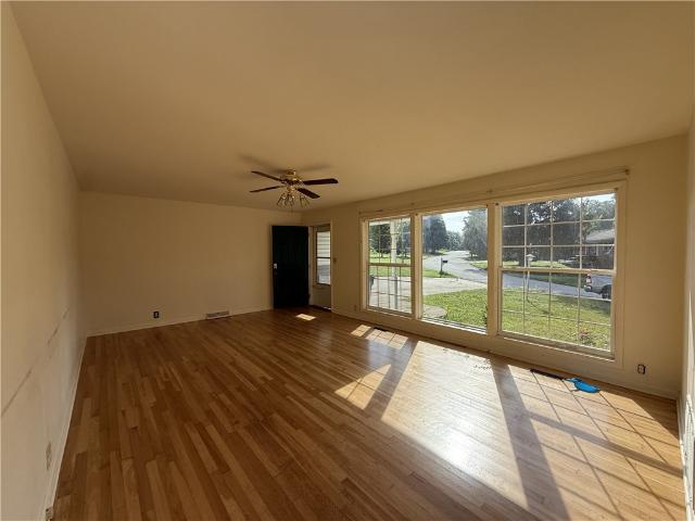 House for sale in Harrison, Boone County