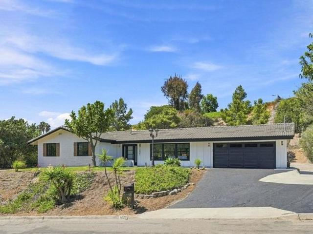 House for sale in Bonita, California