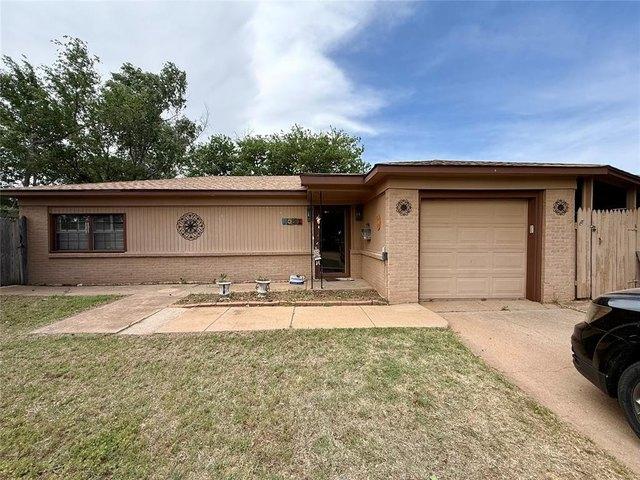 House for sale in Altus, Oklahoma