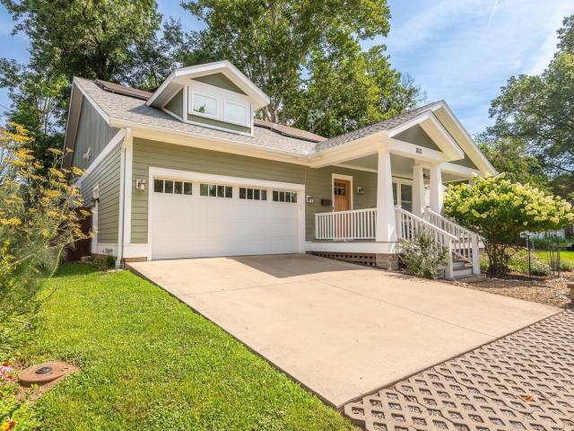House for sale in Elm Heights, Bloomington