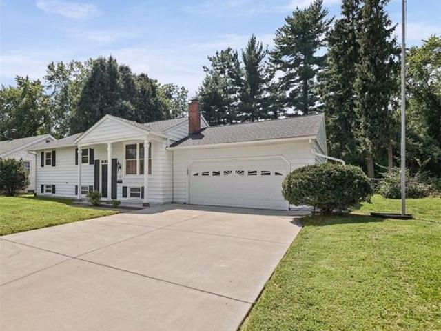 House for sale in Belleville, Illinois