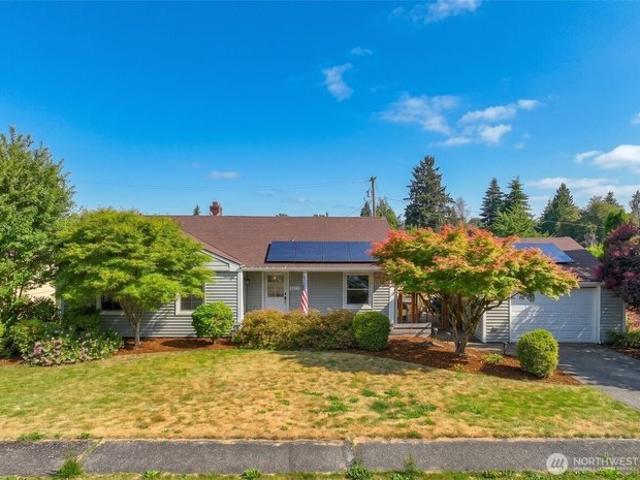 House for sale in Centralia, Washington