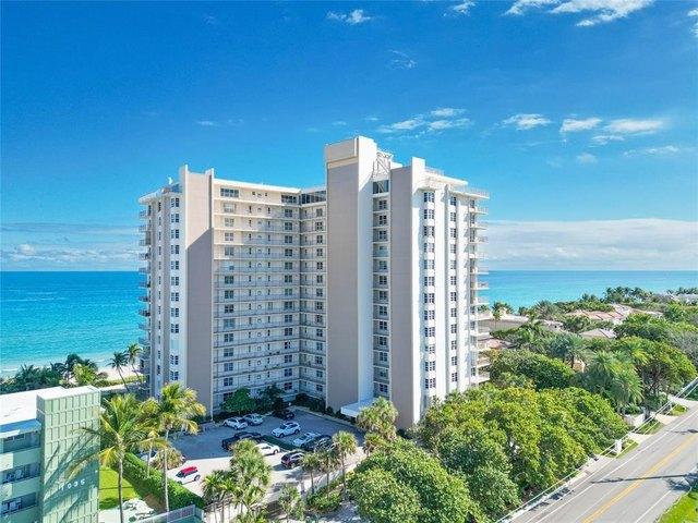 Condo for sale in Hillsboro Beach, Florida