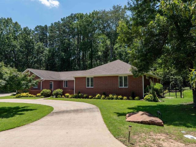 House for sale in Ark