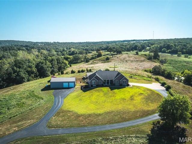 House for sale in Fredericktown, Missouri