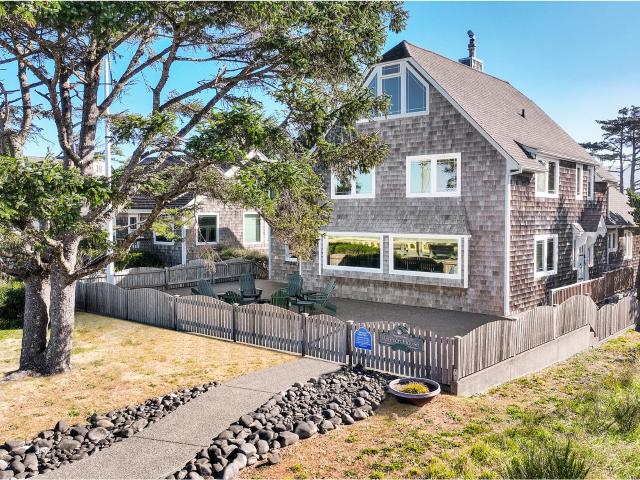 House for sale in Oregonia