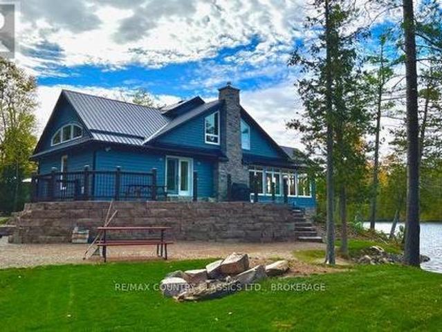 House for sale in North Frontenac, Ontario