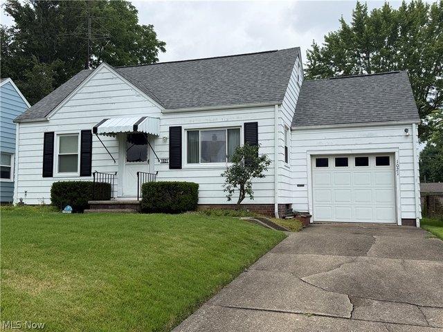 House for sale in Alliance, Ohio