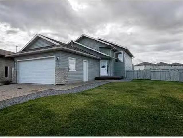 House for sale in Grande Prairie, Alberta
