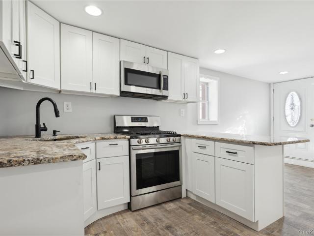 House for sale in Queens, Arverne