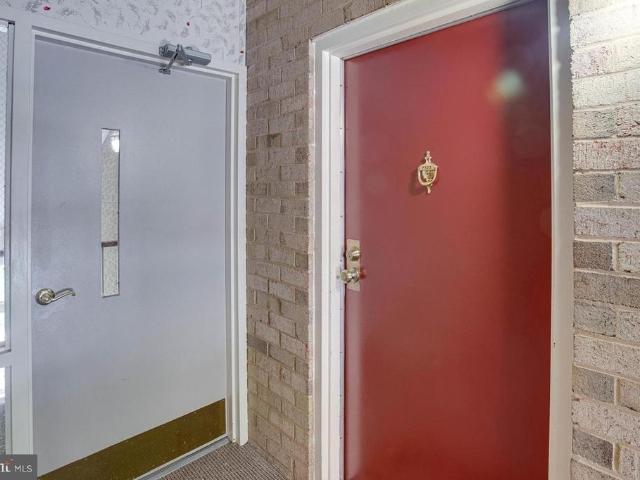 Condo for sale in Virginia