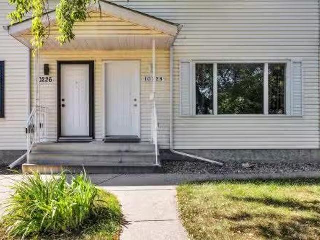 House for sale in Wedgewood, Alberta