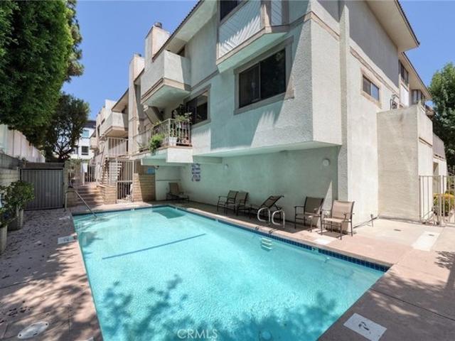 Townhouse for sale in Chatsworth, California